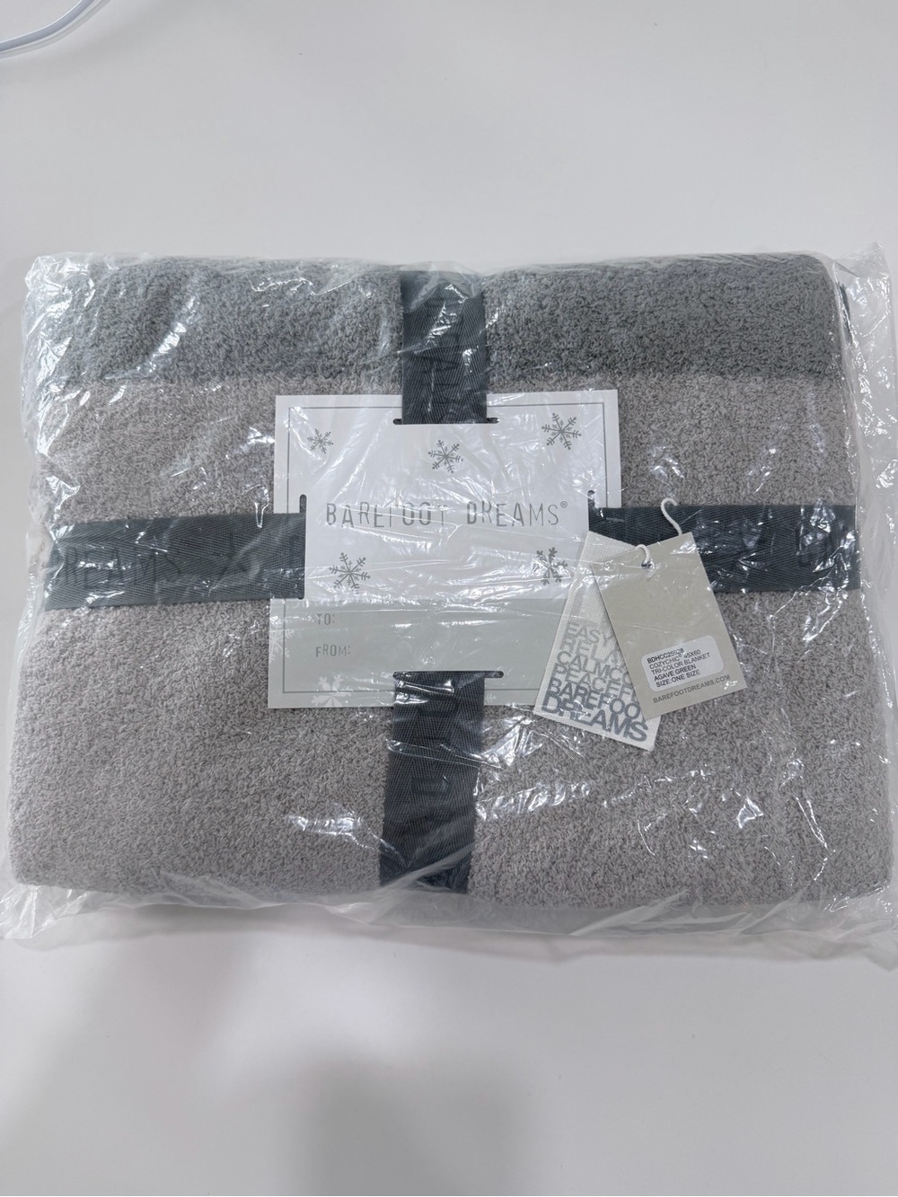 Barefoot Dreams Gray Plush Bath Towel - Soft Luxury